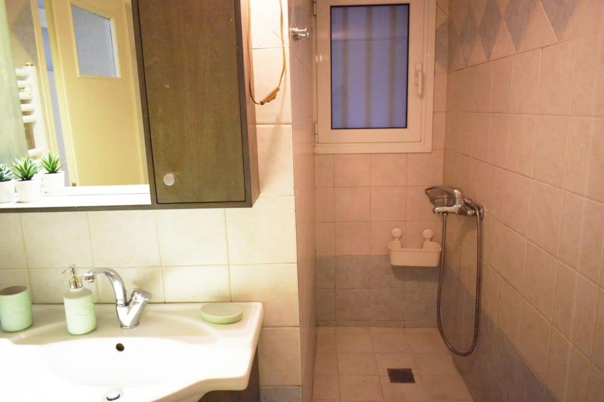 Stylish Apt In The Historic Heart Of The City Athens Ngoại thất bức ảnh